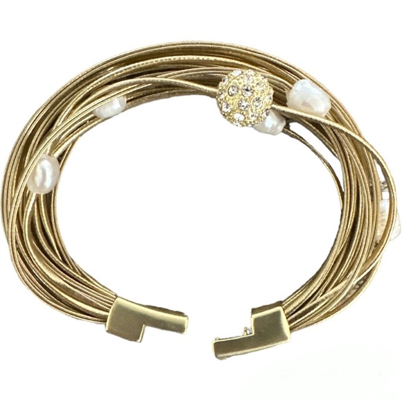 Multiple Gold Leather Pearl/Diamond Bead/Beaded Magnetic Clasp Bracelet - Picture 6 of 7